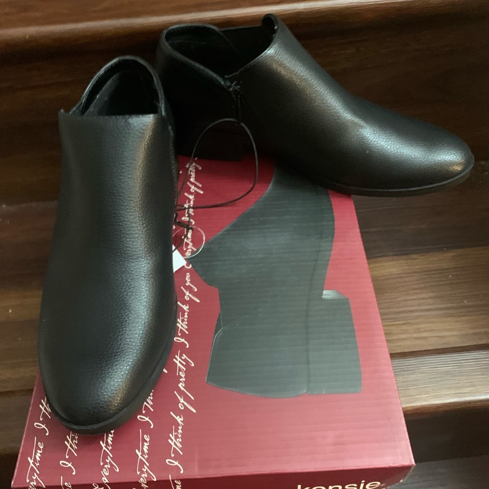 New Kensie Women's Sammy Black Ankle Boots Bootie Size 6